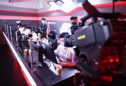 【搬砖资讯】从XROCK爆冷淘汰eStar分析教练的重要性！游戏攻略_手游下载